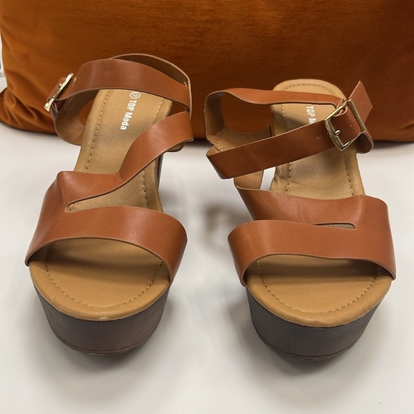 TOP MODA Size 10 Sandals - Picture 3 of 7